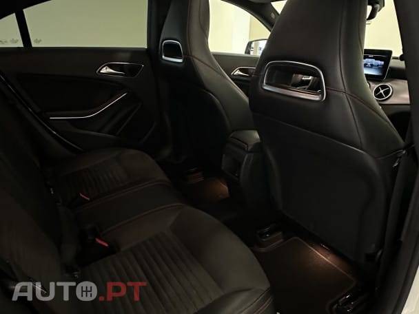 Mercedes-Benz CLA 180 AMG line