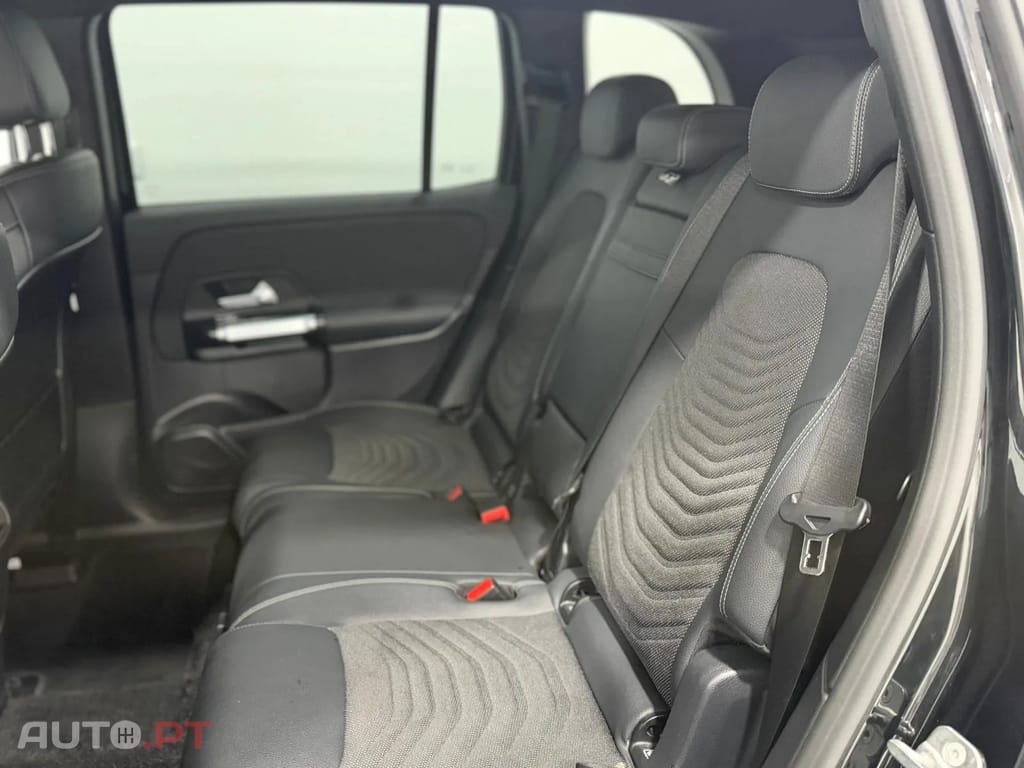Mercedes-Benz EQB 250 +
