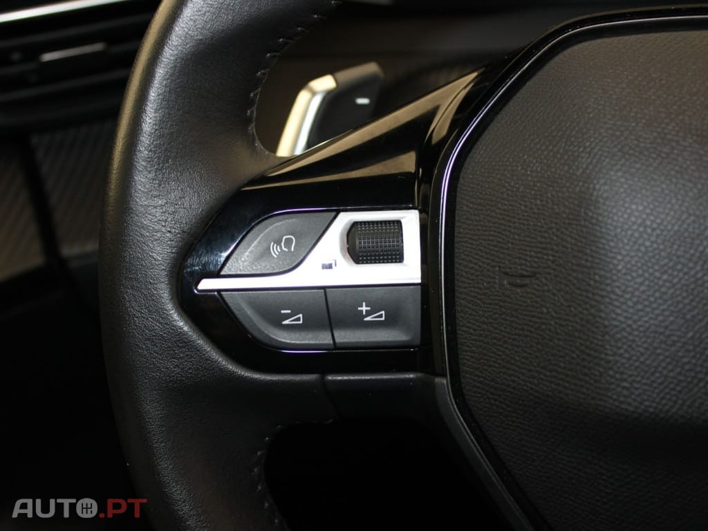 Peugeot 2008 1.5 BHDI ACTIVE I.V.A DEDUTIVEL