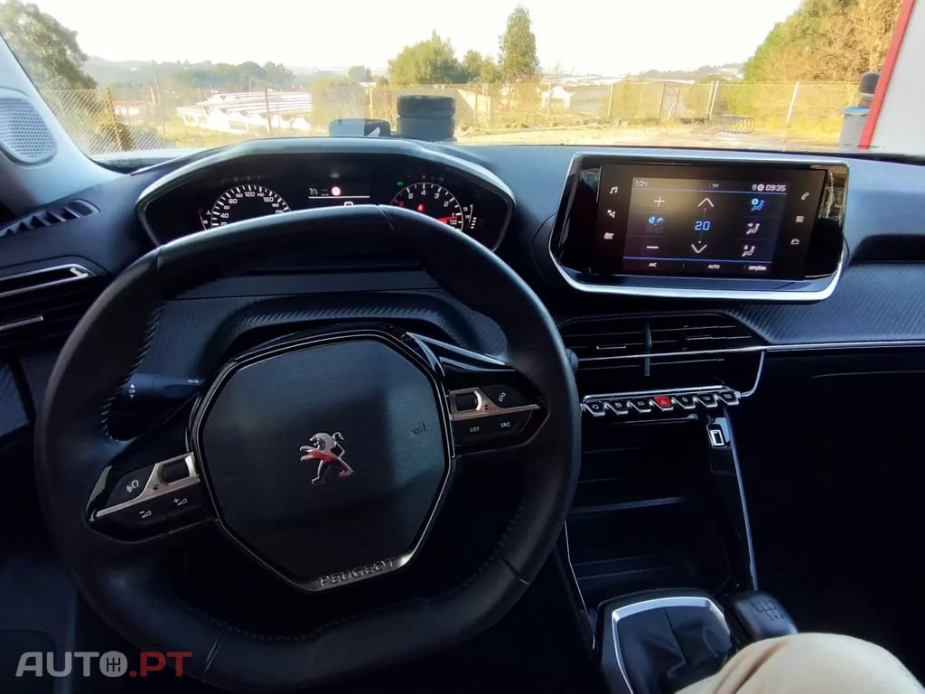 Peugeot 2008 1.5 BlueHDi Active Pack