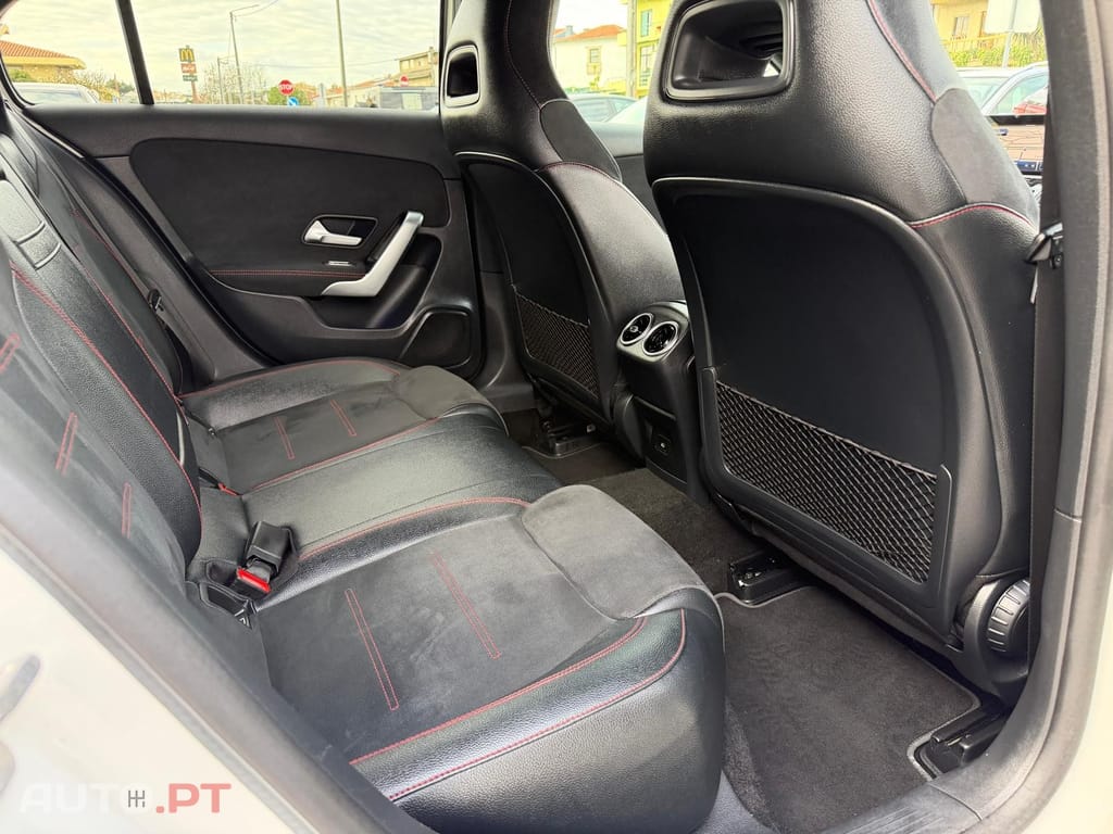 Mercedes-Benz A 250 e AMG Line