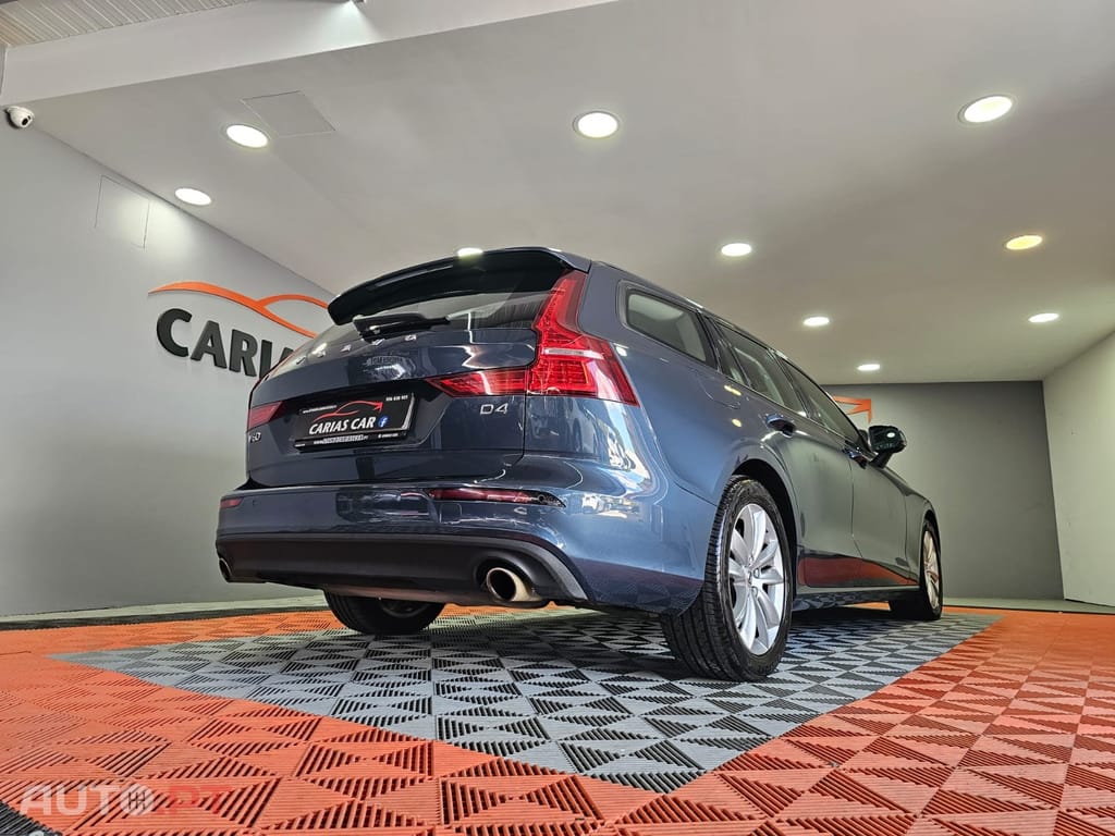 Volvo V60 2.0 D4 Momentum Geartronic
