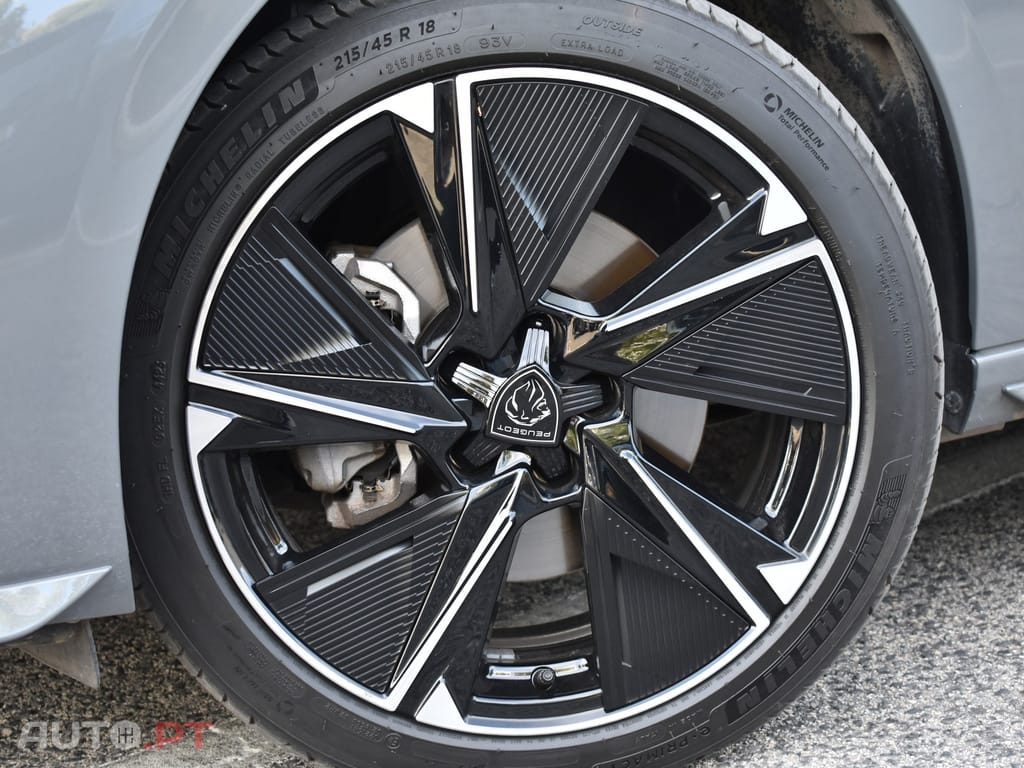 Peugeot E-308 54 kWh GT