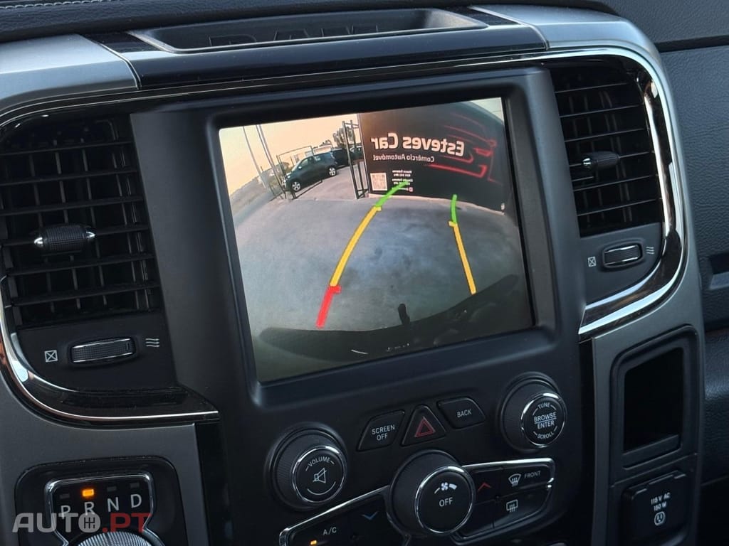 Dodge RAM 1500 5.7 V8