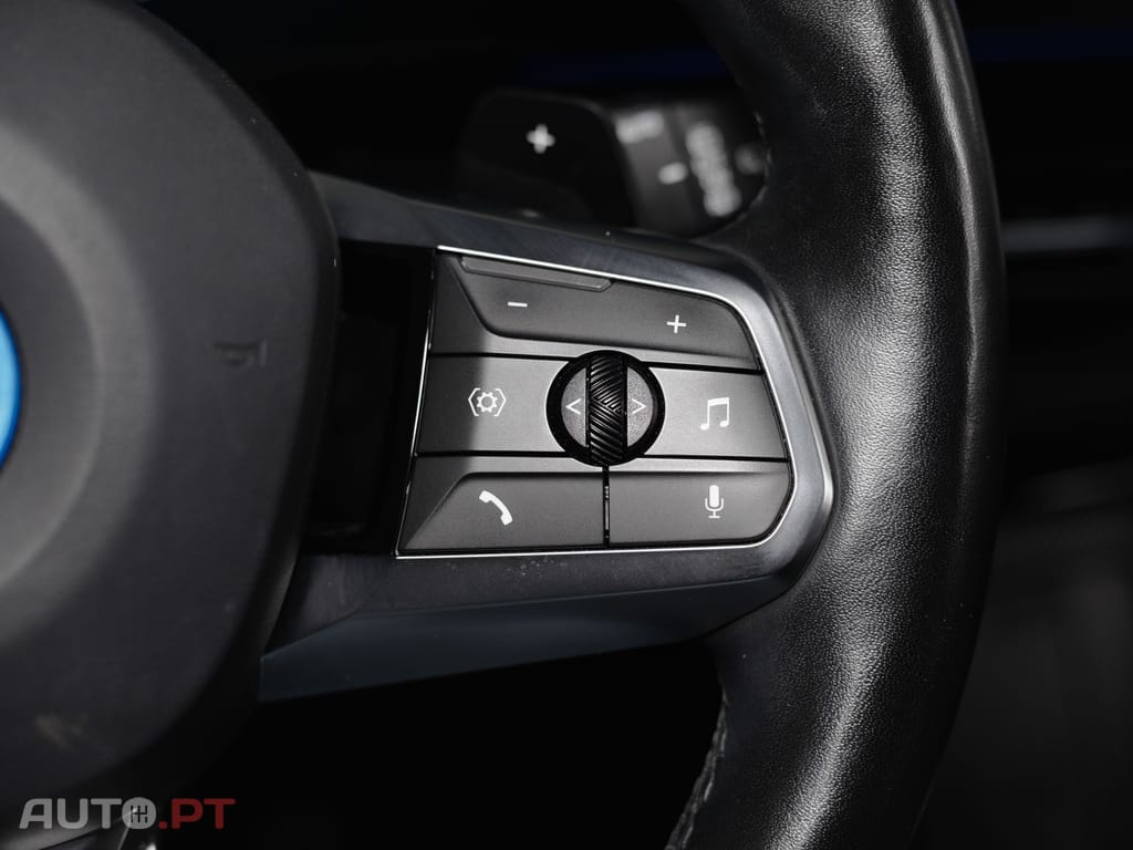 BMW X1 xDrive25e Pack Desportivo M