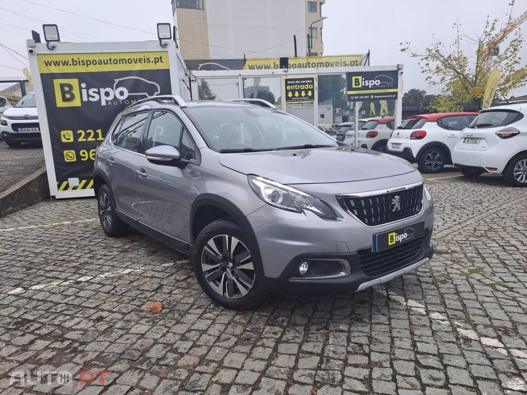 Peugeot 2008 1.2 PureTech Allure