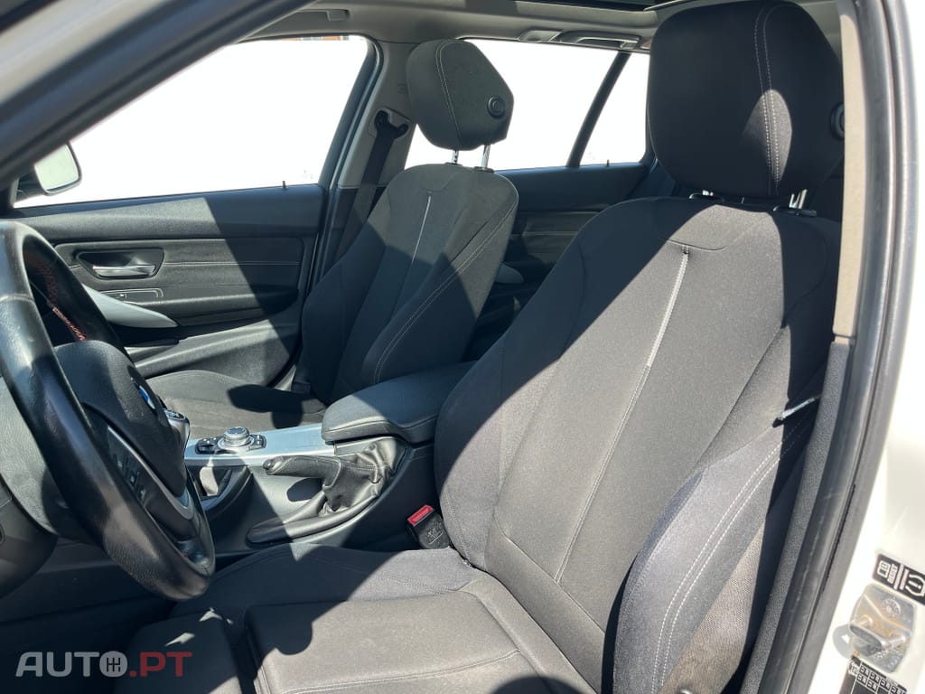 BMW 318 d Touring Sport Line