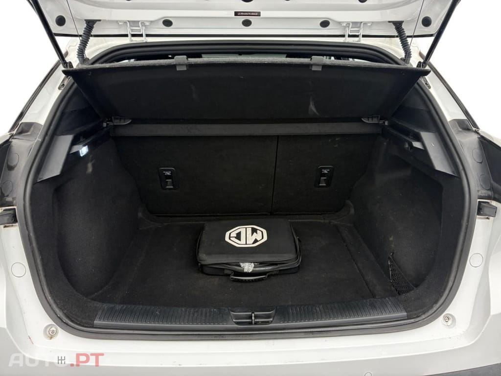 MG MG4 51 kWh Standard