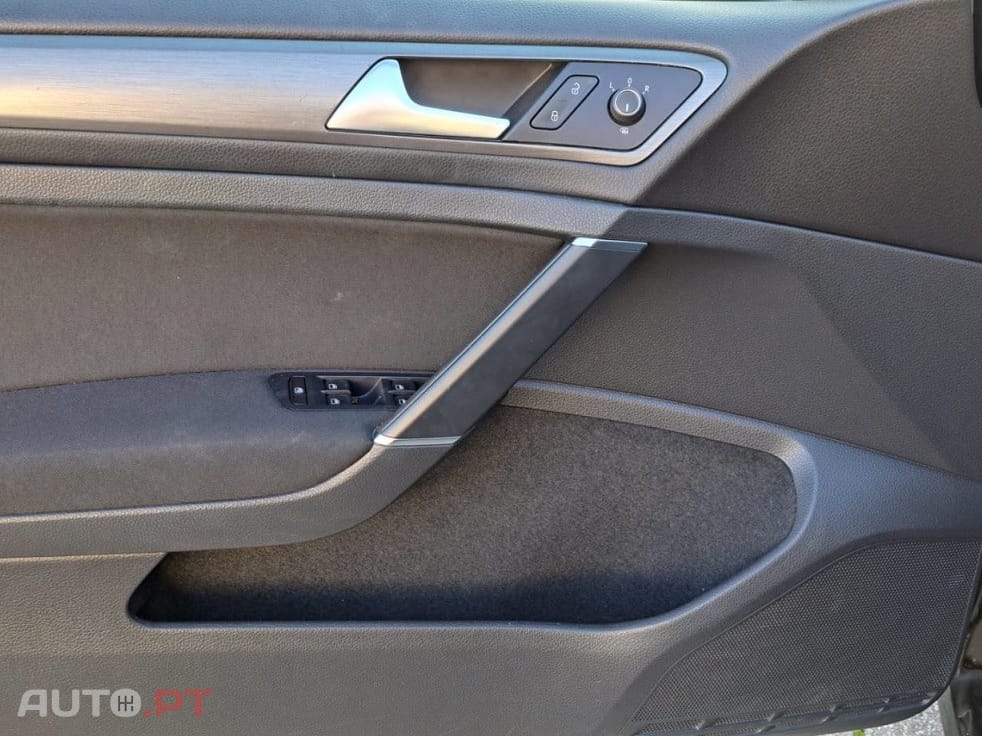 Volkswagen Golf 1.6 TDi Confortline