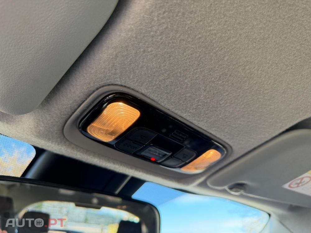 Mazda 2 1.5 L Hybrid VVT-i Agile