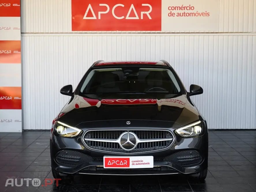 Mercedes-Benz C 300 e AMG Line