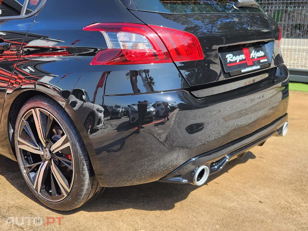 Peugeot 308 1.5 BlueHDi Business Line