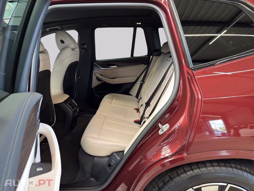 BMW iX3 I.V.A DEDUTIVEL Impressive M-Paket