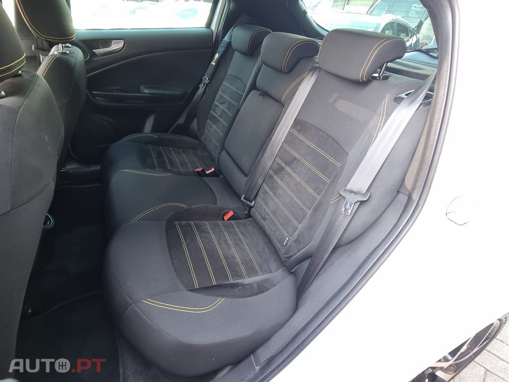 Alfa Romeo Giulietta 1.6 JTDm Sport J18 TCT