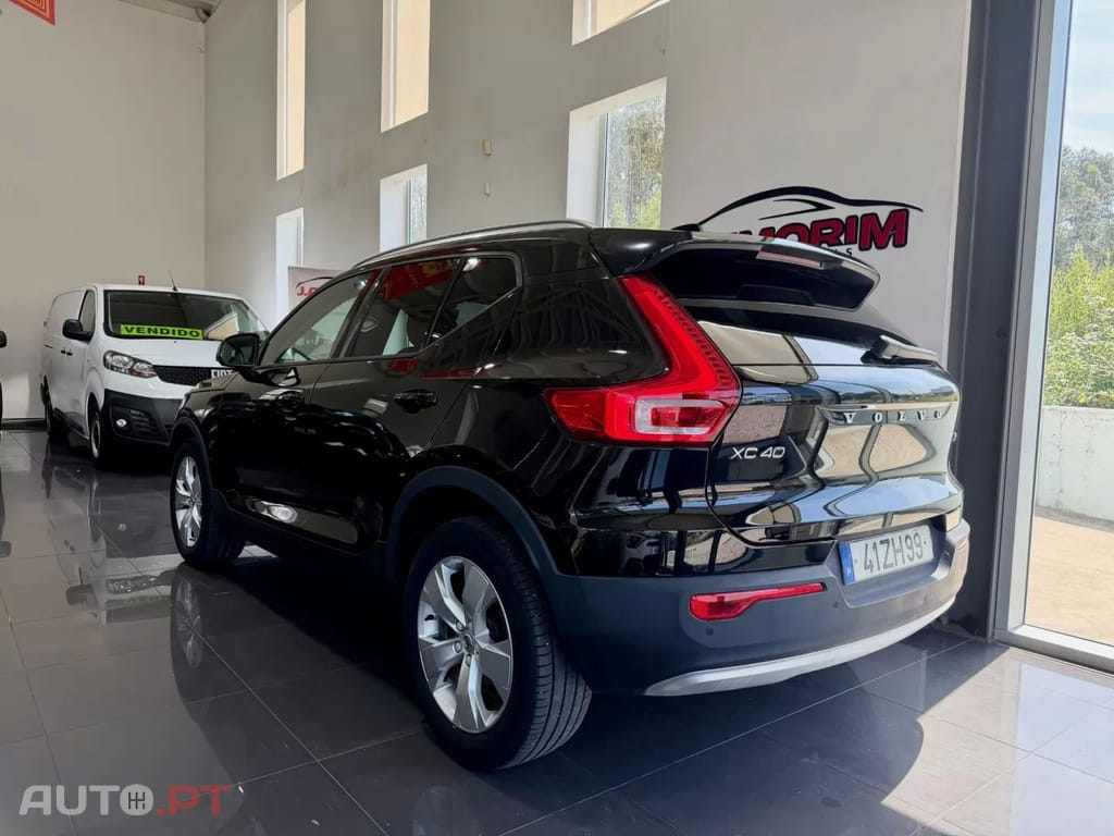 Volvo XC40 1.5 T3 Momentum Plus