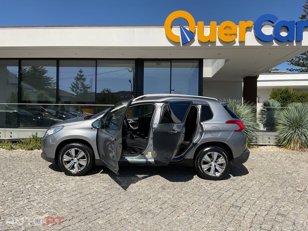 Peugeot 2008 1.2 PureTech Style