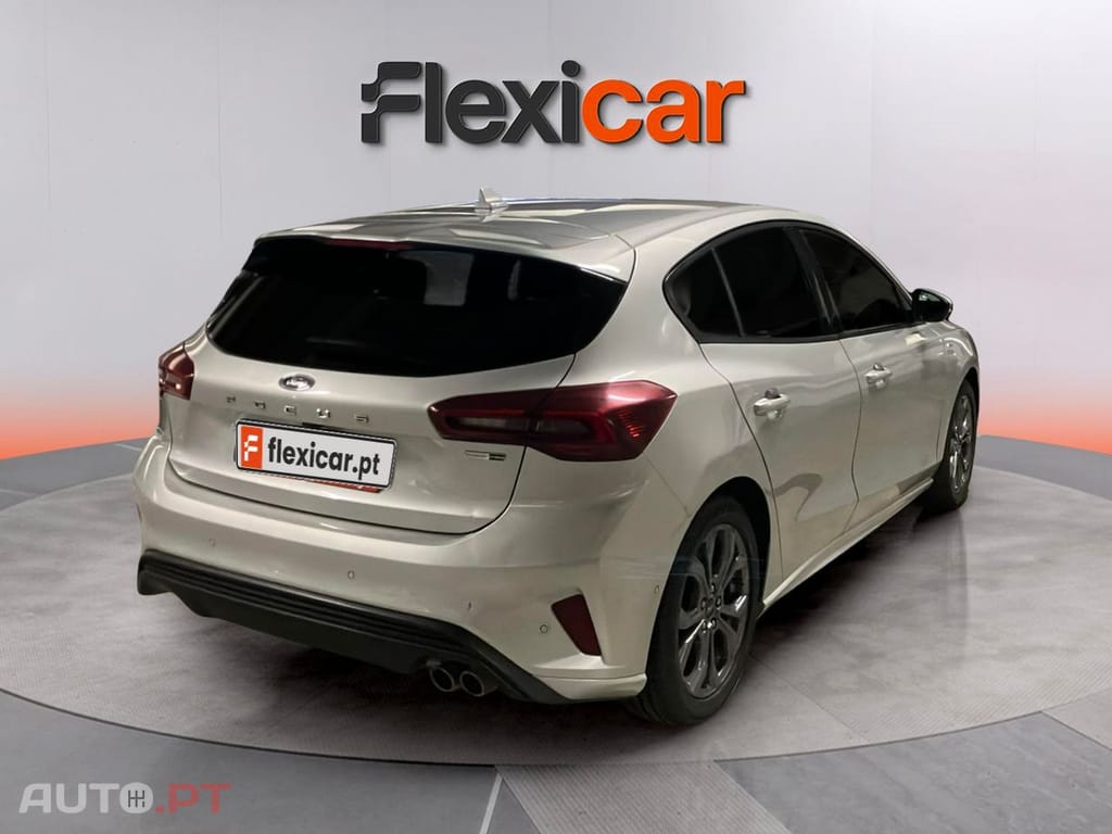 Ford Focus 1.0 EcoBoost MHEV ST-Line X