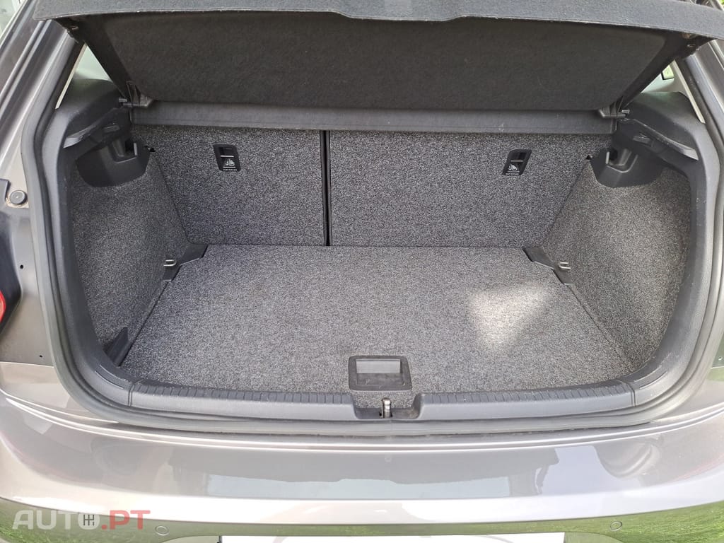 Volkswagen Polo 1.0 TSI CONFORTLINE