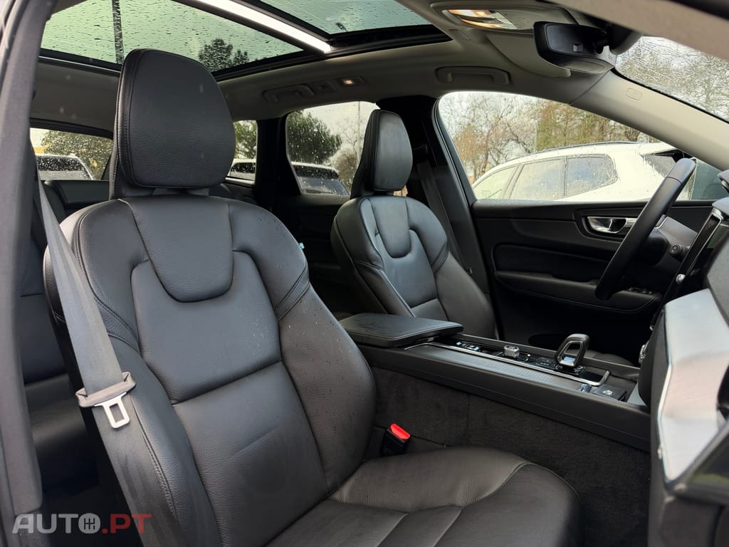 Volvo XC60 2.0 T6 PHEV Inscription Expression AWD