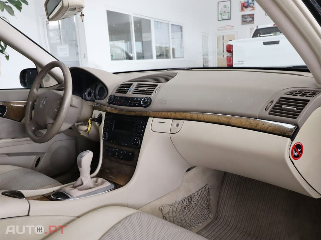 Mercedes-Benz E 220 CDI Avantgarde