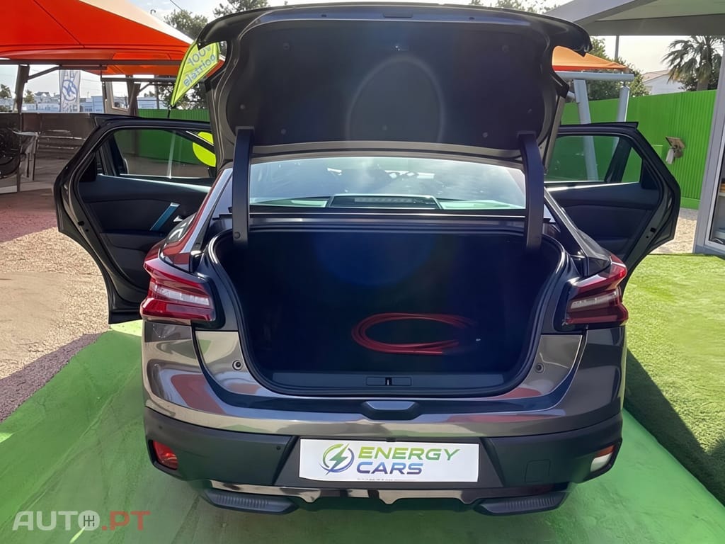 Citroen e-C4 X Feel