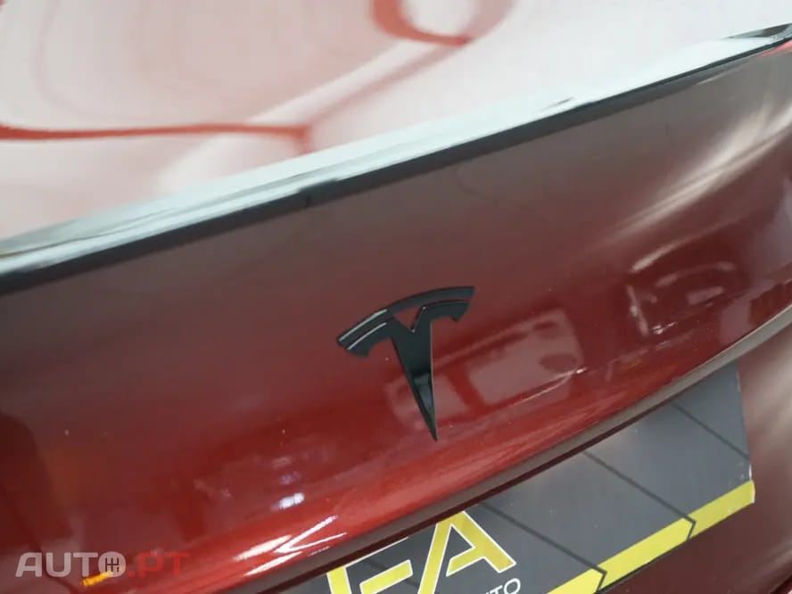 Tesla Model 3 Long Range AWD Dual Motor