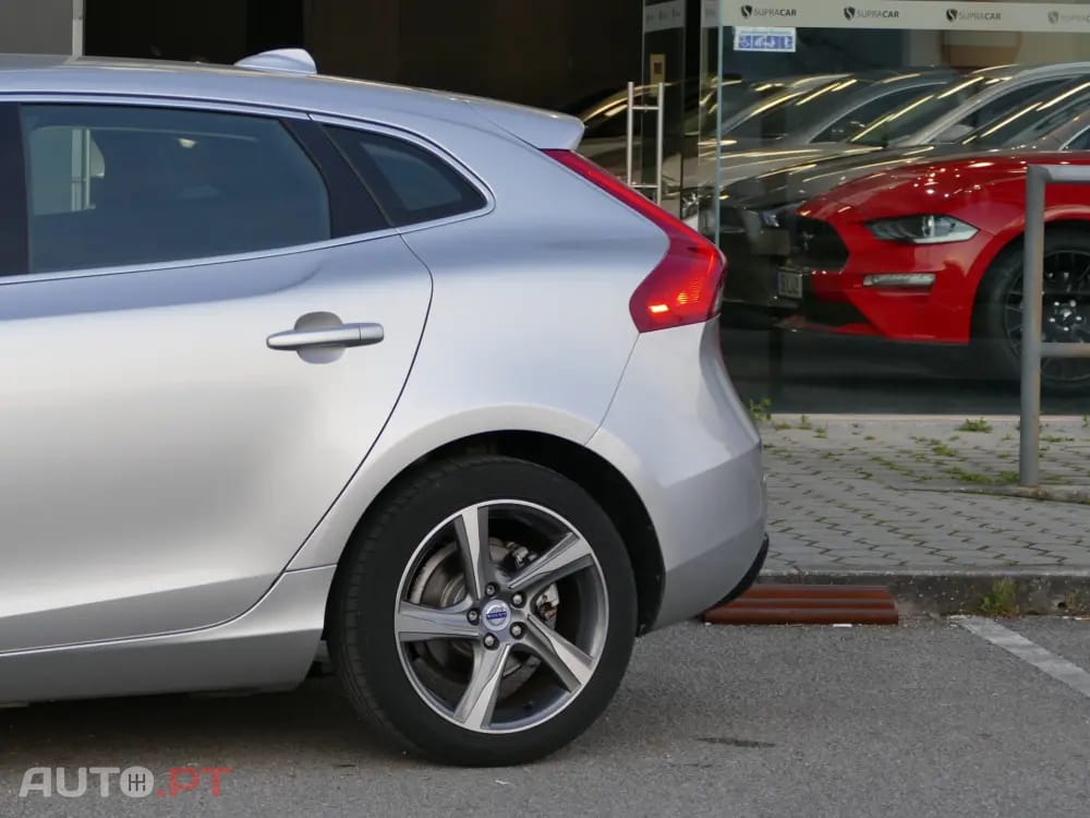 Volvo V40 1.6 D2 Momentum
