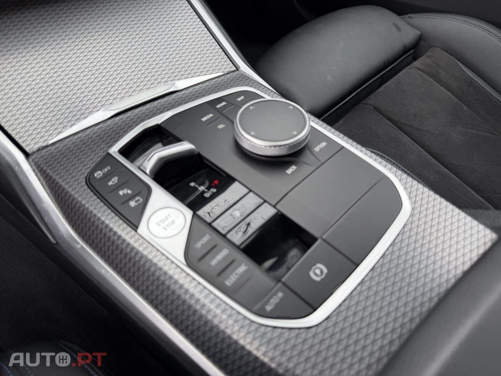 BMW 330 e Pack 50 anos M Auto