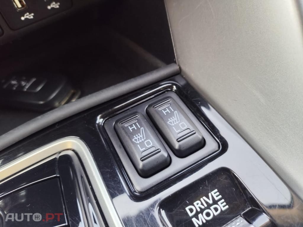 Mitsubishi Eclipse Cross Plug-In Hybrid 4WD I.V.A DEDUTÍVEL 