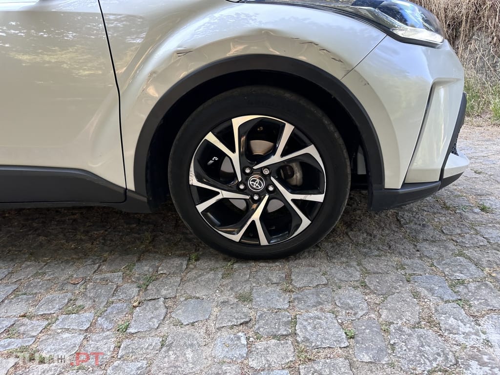 Toyota C-HR 1.8 Hybrid Exclusive