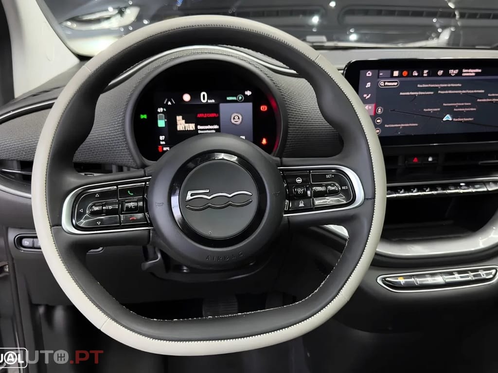 Fiat 500e La Prima