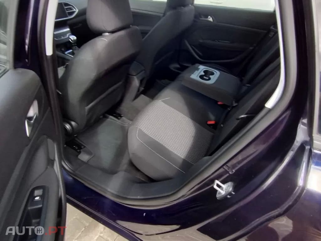 Peugeot 308 SW BlueHDi 120 Stop & Start Active