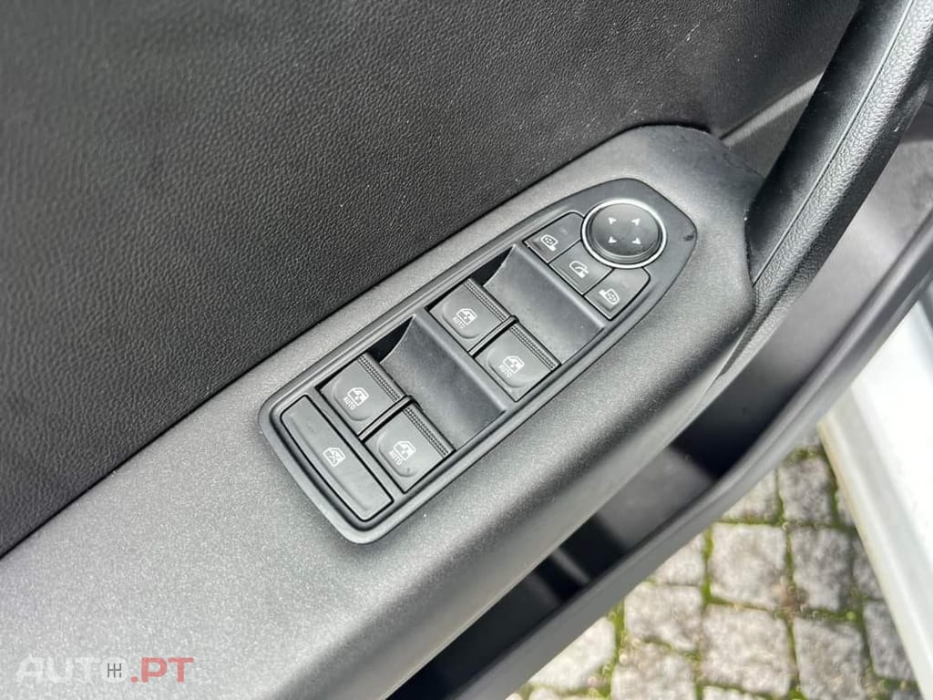 Renault Captur 1.0 TCe Exclusive