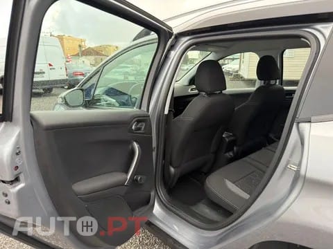 Peugeot 2008 1.2 PureTech Active