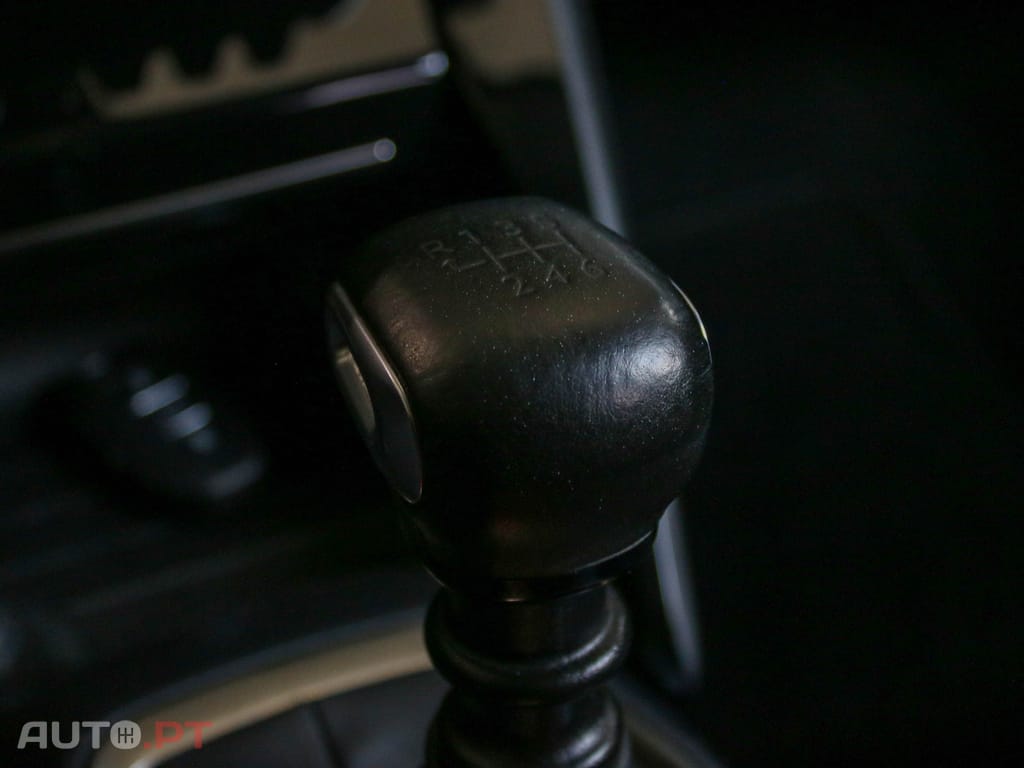 Peugeot 2008 1.5 BlueHDi Allure