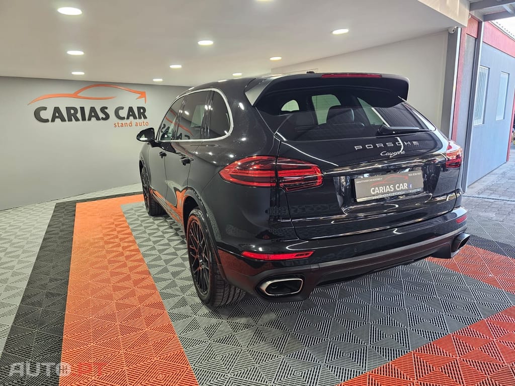 Porsche Cayenne S Tiptronic
