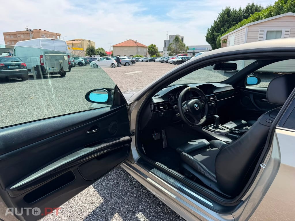 BMW 320 d Auto