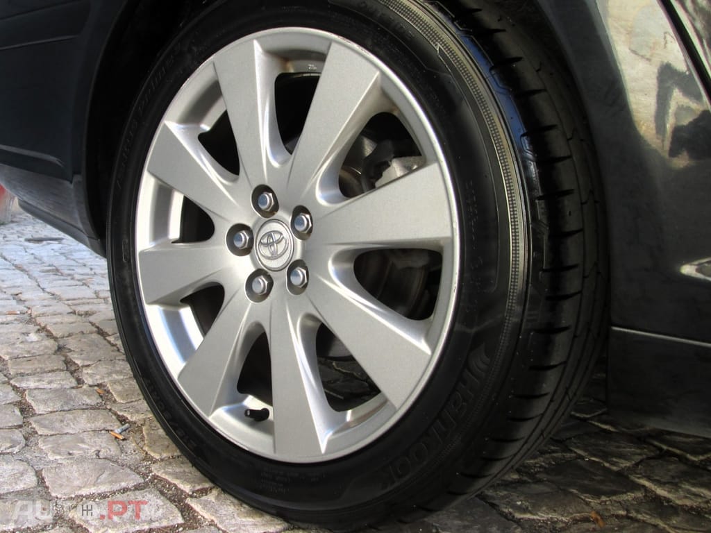 Toyota Avensis 2.0 D-4D Sol+GPS