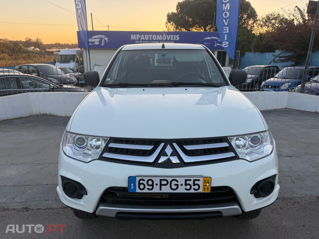 Mitsubishi L200 2.5 DI-D CD Intense 4WD