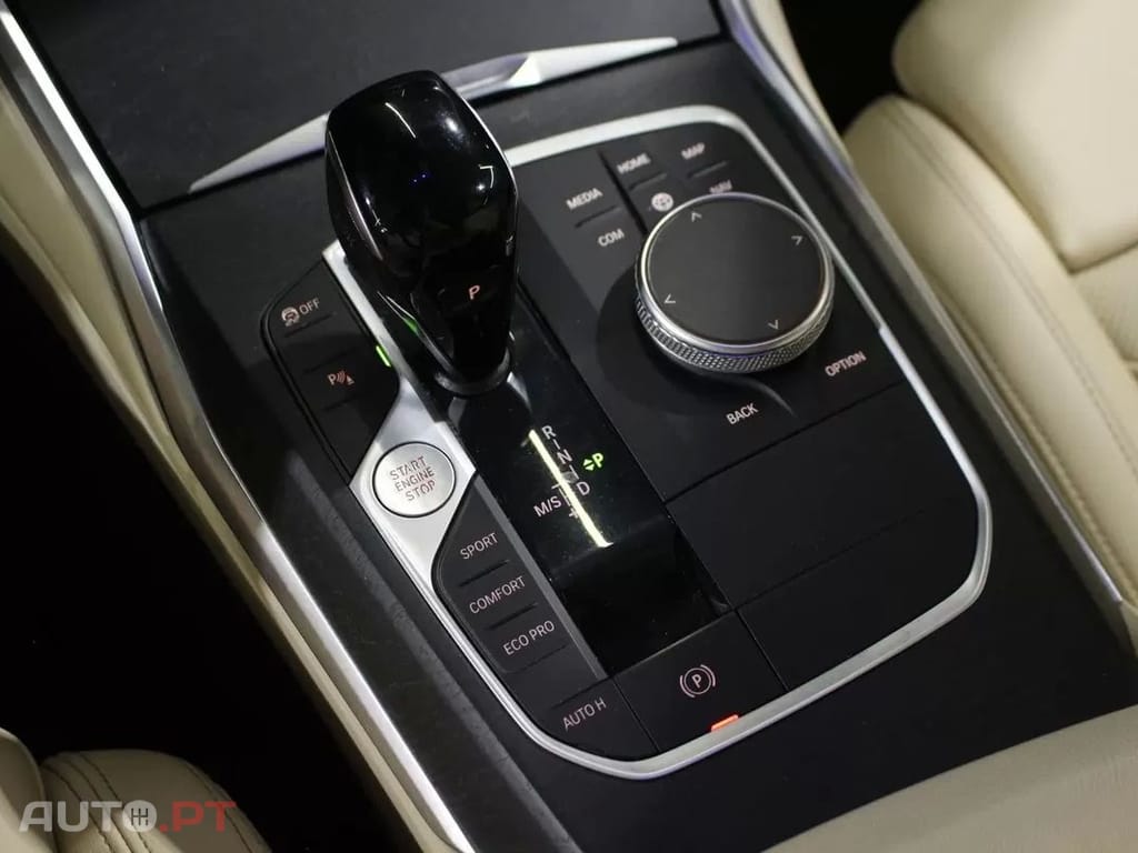 BMW 318 d Line Luxury Auto