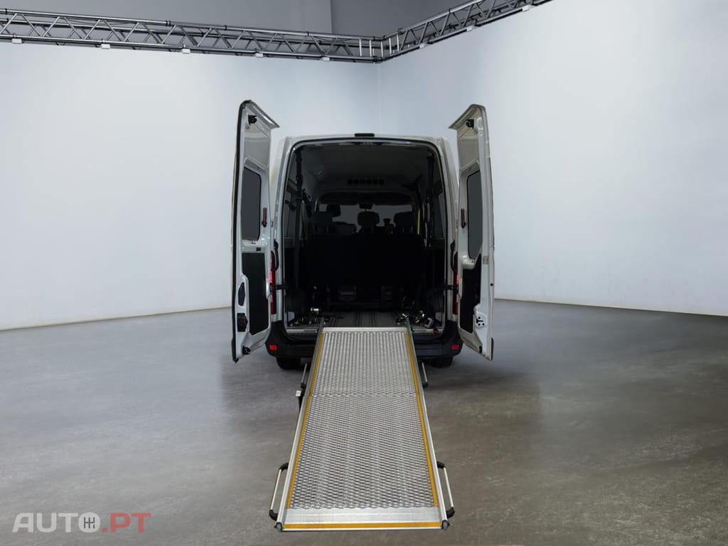 Renault Master 2.3 dCi L2H2