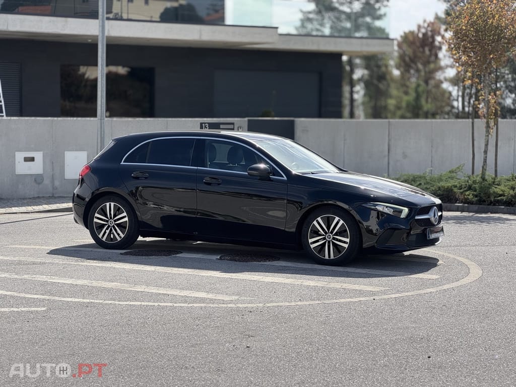 Mercedes-Benz A 180 d Style — fotografia 5