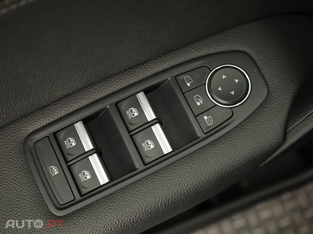 Renault Captur Captur 1.0 TCe Techno Bi-Fuel