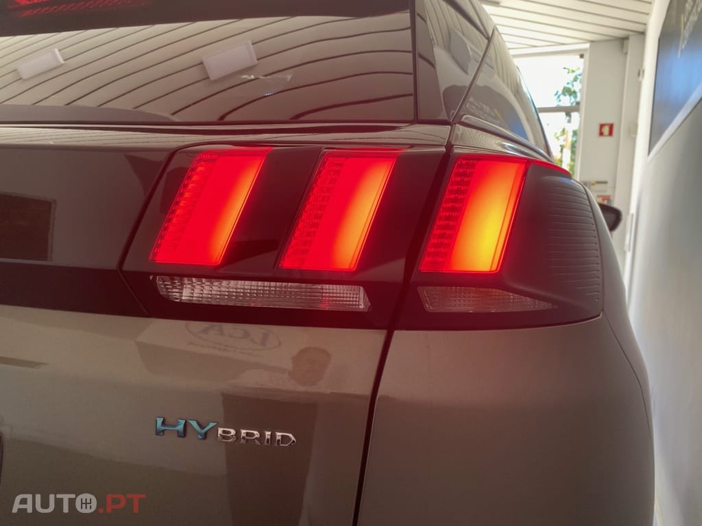 Peugeot 3008 1.6 Hybrid GT Line e-EAT8