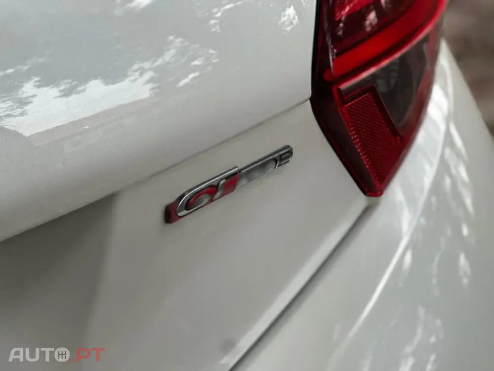 Peugeot 208 1.2 PureTech GT Line