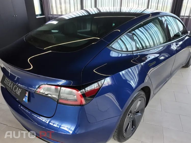 Tesla Model 3 Standard Range Plus RWD