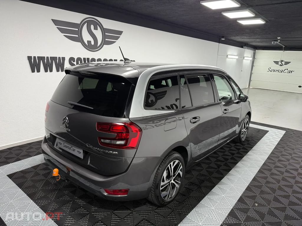 Citroen Grand C4 SpaceTourer BlueHDi 130 Stop&Start EAT8 SHINE