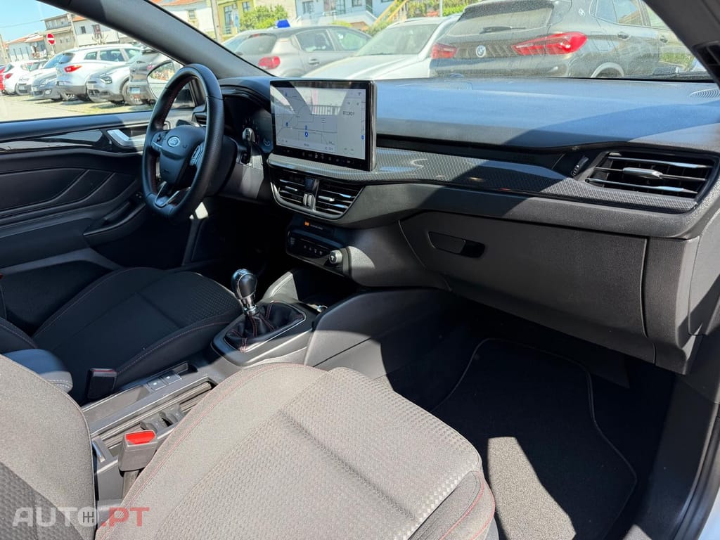 Ford Focus SW 1.0 EcoBoost MHEV ST-Line