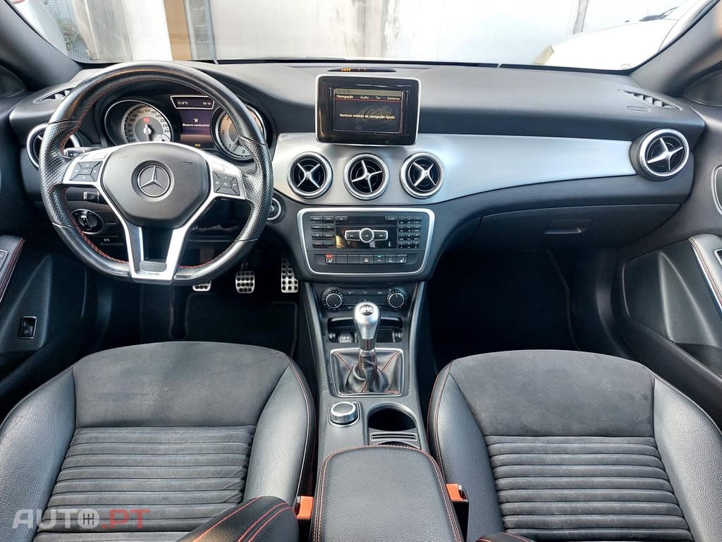 Mercedes-Benz CLA 200 CDi AMG Line