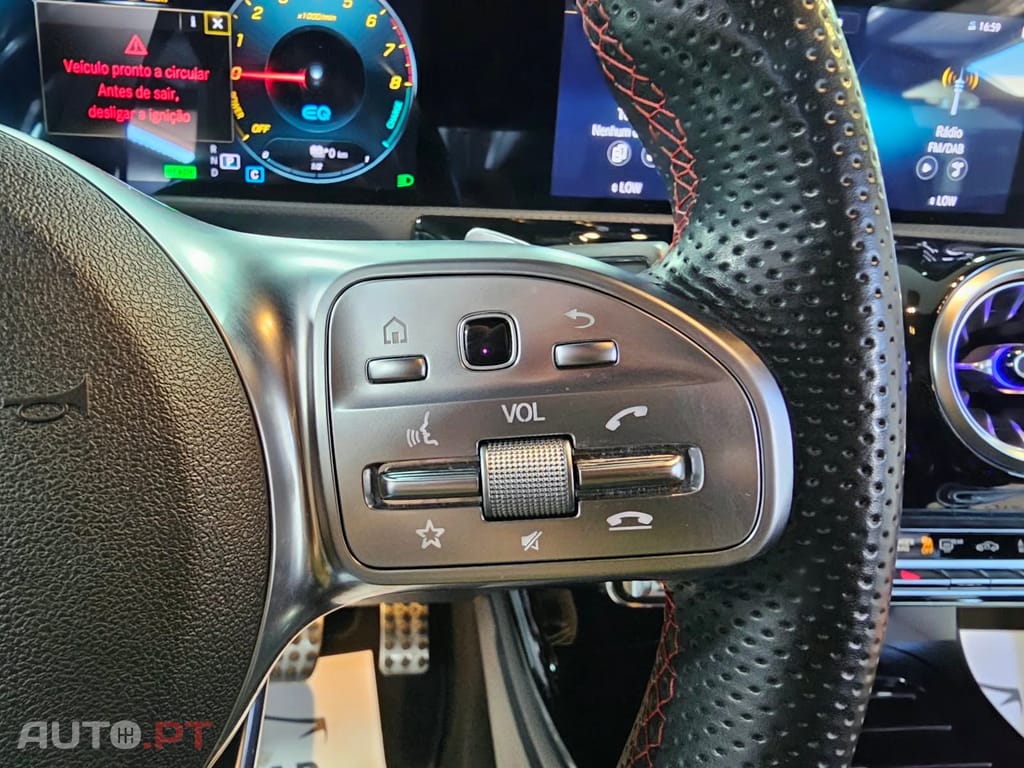 Mercedes-Benz A 250 e AMG Line